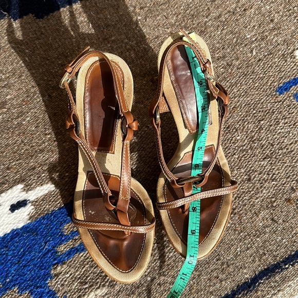 SERGIO ROSSI Women’s Platform High Heel Sandal with Bone accent t-strap SZ. 7.5 - Picture 3 of 5